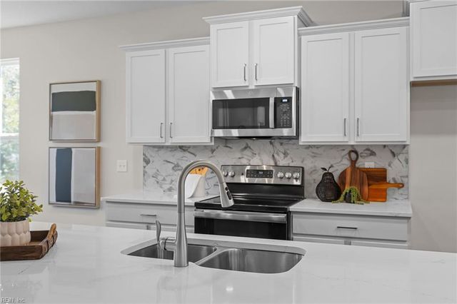 142 Quarter Horse LOOP, Hertford, NC 27944