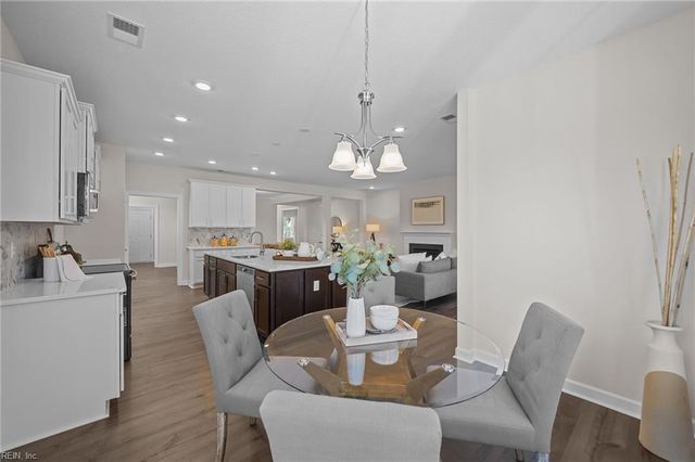 142 Quarter Horse LOOP, Hertford, NC 27944