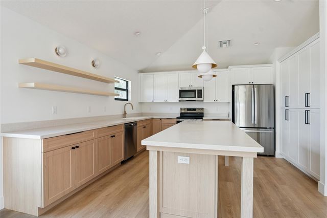 5048 SE Alicia Street, Stuart, FL 34997