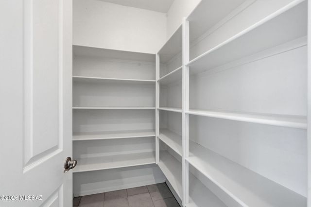7806 S Enchanted Spring Drive, Tucson, AZ 85757