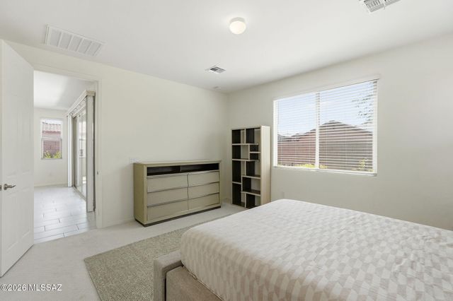 7806 S Enchanted Spring Drive, Tucson, AZ 85757