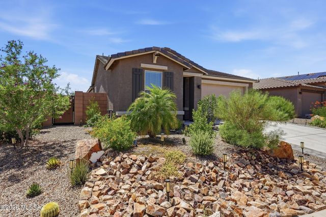 7806 S Enchanted Spring Drive, Tucson, AZ 85757