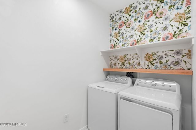 7806 S Enchanted Spring Drive, Tucson, AZ 85757