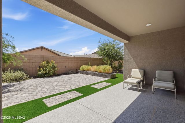 7806 S Enchanted Spring Drive, Tucson, AZ 85757