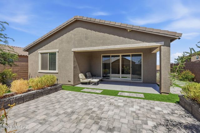 7806 S Enchanted Spring Drive, Tucson, AZ 85757