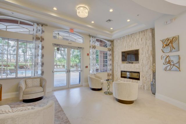 7067 VENETO Drive, Boynton Beach, FL 33437
