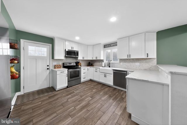 115 E COOK AVE, Smyrna, DE 19977