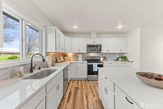 40 Hiram Hall Road, Montesano, WA 98563