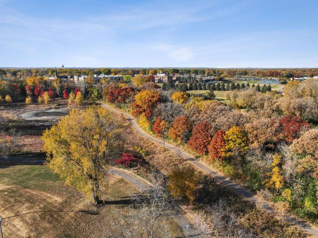 13688 Kaylemore Trail, Rosemount, MN 55068