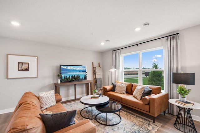 13688 Kaylemore Trail, Rosemount, MN 55068