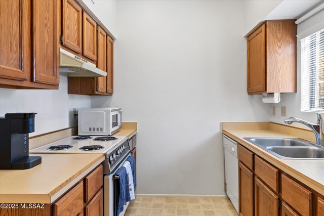 5500 N Valley View Rd Unit 101, Tucson, AZ 85718