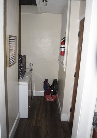 1305 Garrison Avenue, Rockford, IL 61103