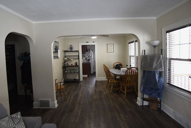 1305 Garrison Avenue, Rockford, IL 61103