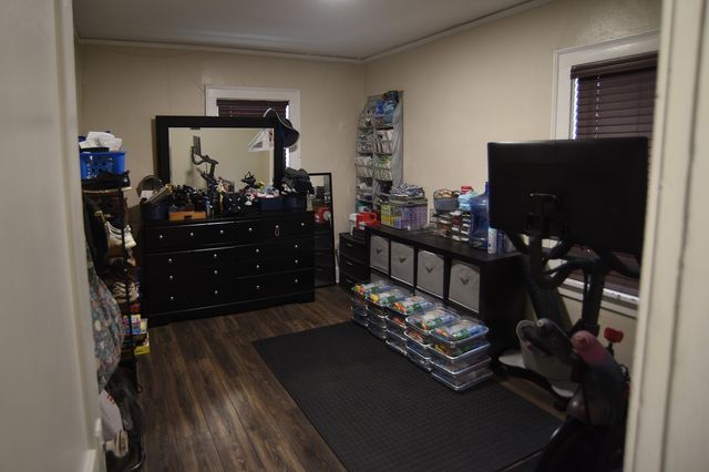 1305 Garrison Avenue, Rockford, IL 61103