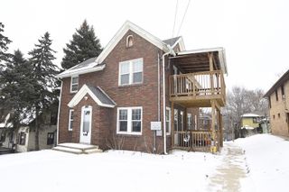 1305 Garrison Avenue, Rockford, IL 61103