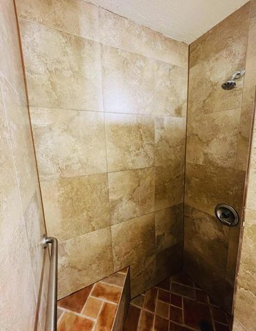 901 8th Street 1, West Palm Beach, FL 33401