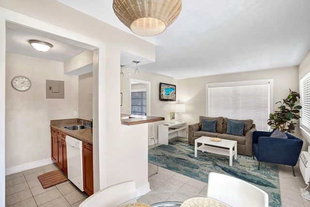 3226 NE 12th Street 7, Pompano Beach, FL 33062