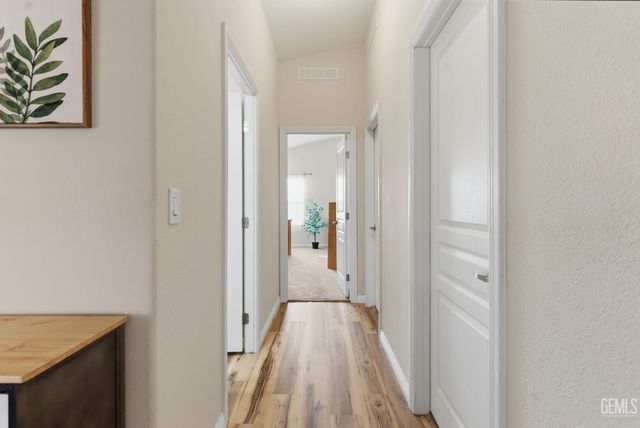 1225 Taft Highway 5, Bakersfield, CA 93307