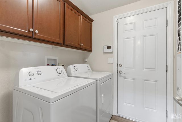 1225 Taft Highway 5, Bakersfield, CA 93307