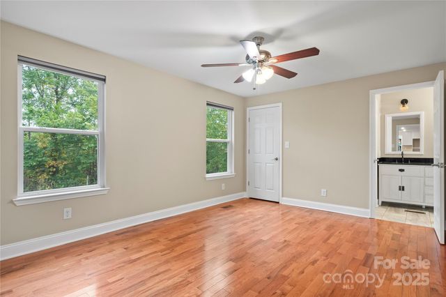 1515 Berkley Street SW, Lenoir, NC 28645