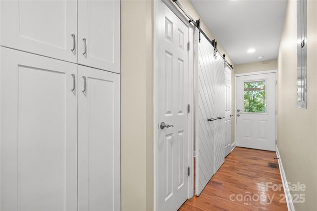 1515 Berkley Street SW, Lenoir, NC 28645