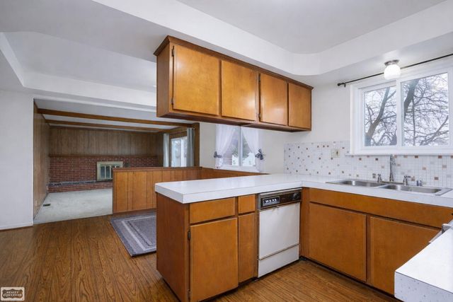 14614 Fina Drive, Warren, MI 48088