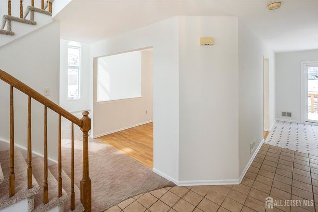 4 Updike Avenue, Hillsborough, NJ 08844