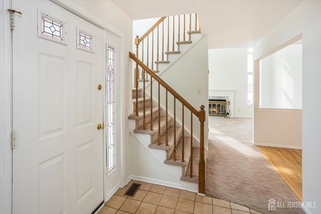 4 Updike Avenue, Hillsborough, NJ 08844