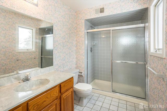 4 Updike Avenue, Hillsborough, NJ 08844