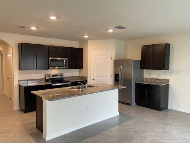 5715 MARGATE MILL BEND, Wesley Chapel, FL 33545