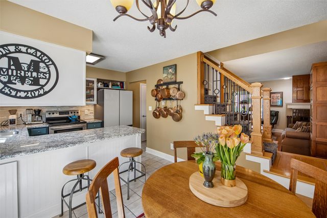 231 52nd Street, West Des Moines, IA 50265