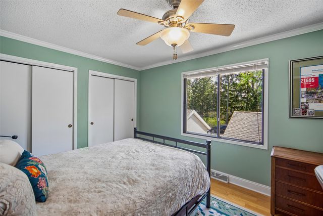 231 52nd Street, West Des Moines, IA 50265