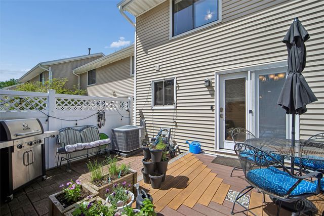 231 52nd Street, West Des Moines, IA 50265