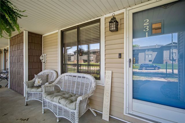231 52nd Street, West Des Moines, IA 50265