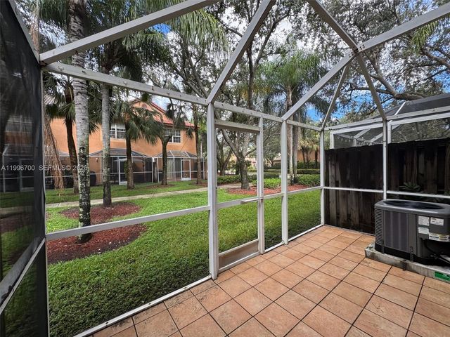 1503 Veracruz Ln 5-14, Weston, FL 33327