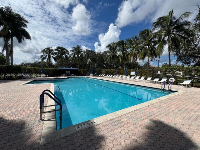 1503 Veracruz Ln 5-14, Weston, FL 33327