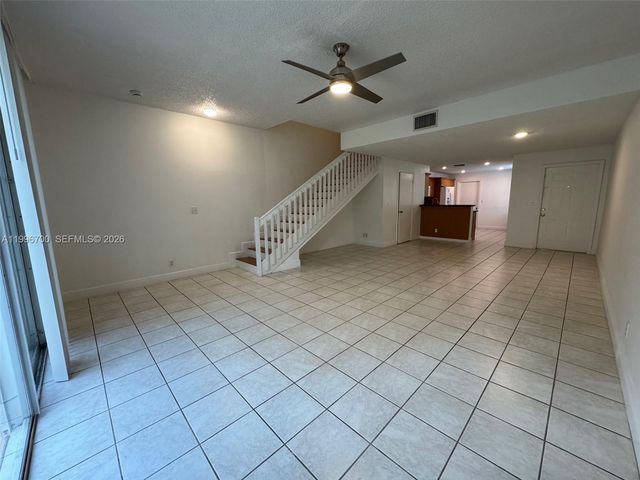1503 Veracruz Ln 5-14, Weston, FL 33327