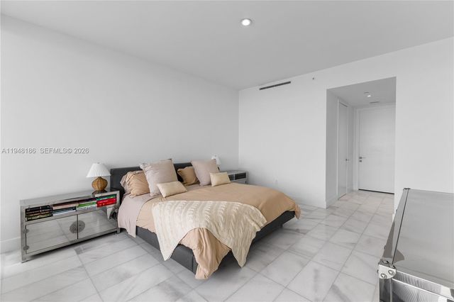 700 NE 26th Ter 4701, Miami, FL 33137