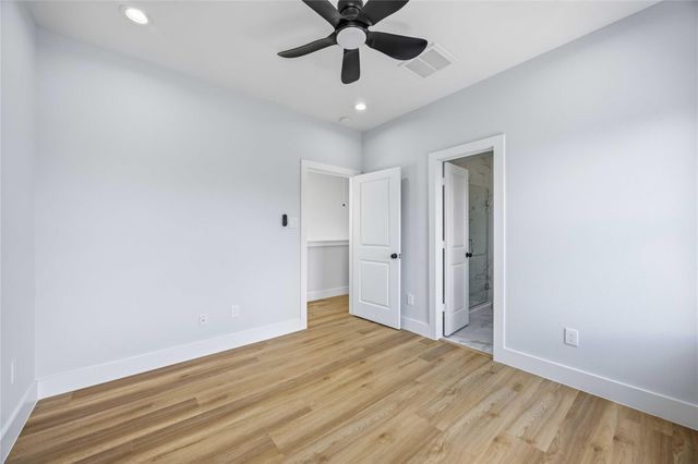 4138 Larkspur Street A, Houston, TX 77051