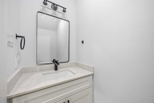 4138 Larkspur Street A, Houston, TX 77051
