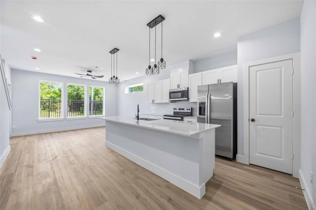 4138 Larkspur Street A, Houston, TX 77051
