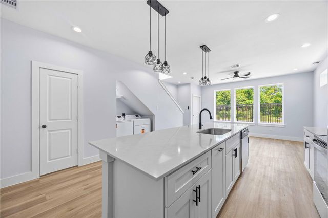 4138 Larkspur Street A, Houston, TX 77051