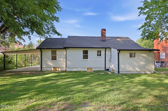 408 E Canary Street, Dunn, NC 28334