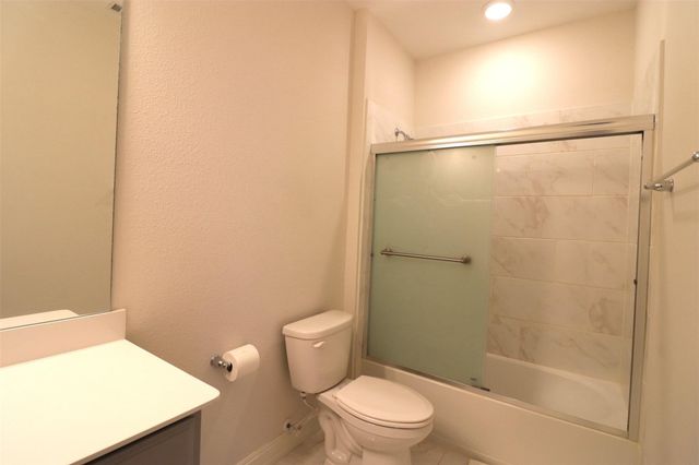 1422 Bellingham Lane, Garland, TX 75044