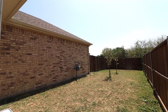 1422 Bellingham Lane, Garland, TX 75044