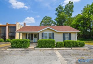 2613 Clinton Avenue W, Huntsville, AL 35805