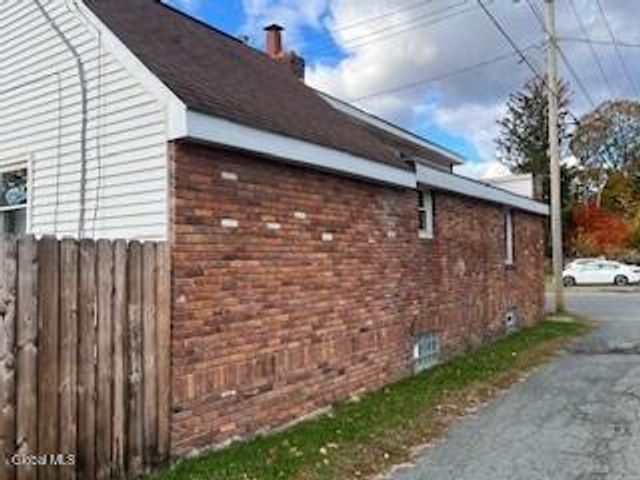 36 114th Street, Troy, NY 12182