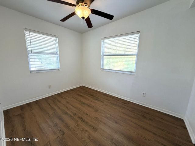 2977 COLLIER Avenue 4, Jacksonville, FL 32205
