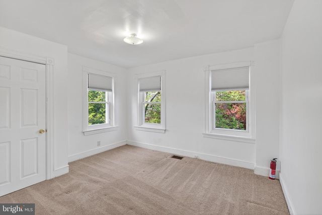 400 E JEFFERSON ST, Media, PA 19063