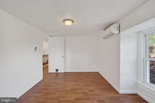 400 E JEFFERSON ST, Media, PA 19063